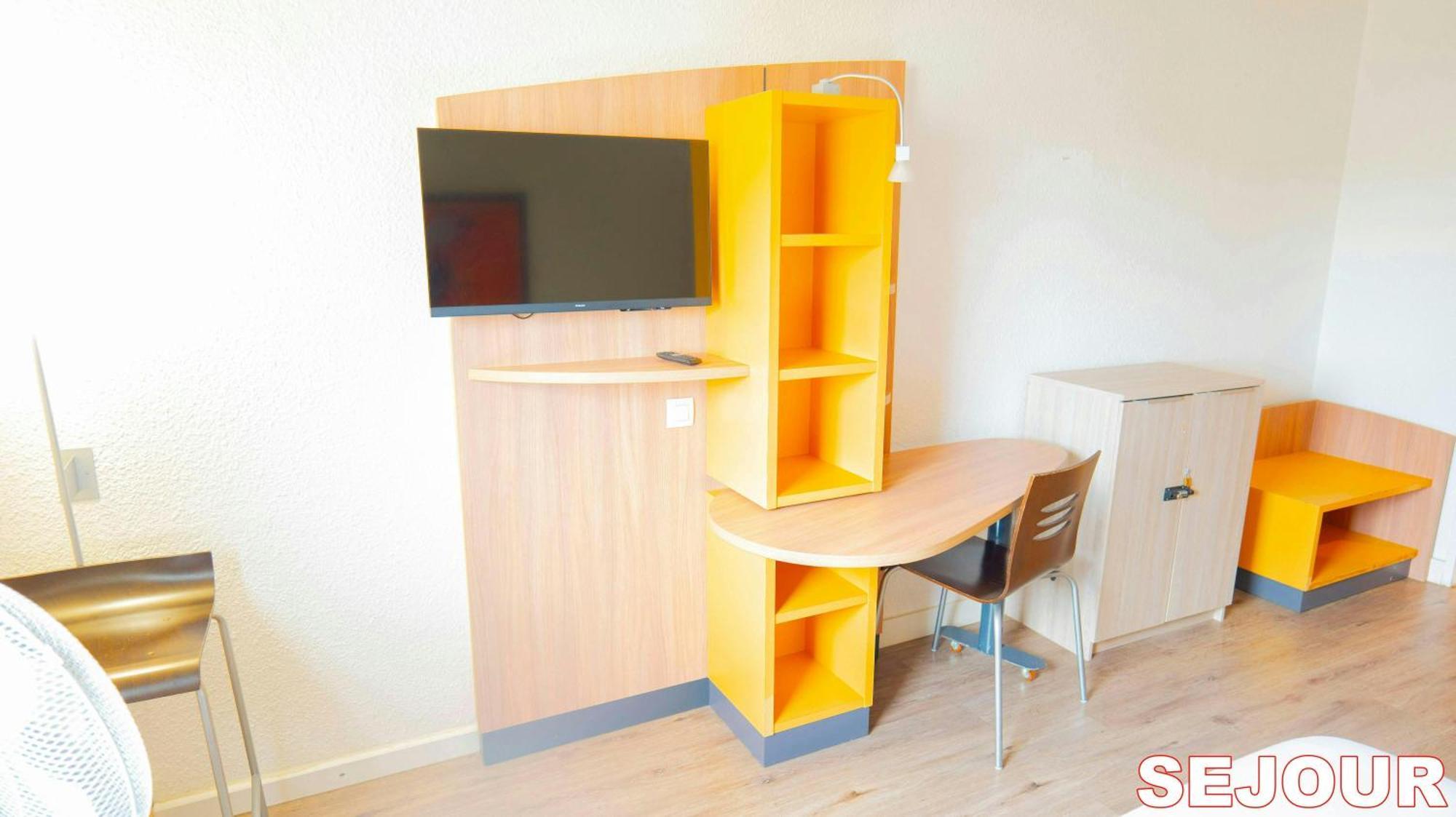 Paris Retreat 5 Minutes From Hoche Metroparking Pantin Exterior foto