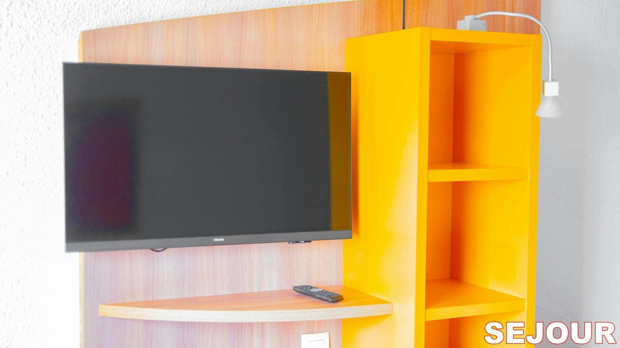 Paris Retreat 5 Minutes From Hoche Metroparking Pantin Exterior foto